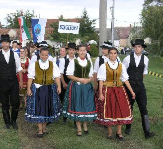 Szüreti mulatság Lesencéktől a Balatonig
