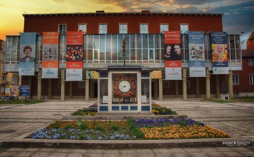 Új produkciókkal jelentkezik és pótolja az elmaradt előadásokat a zalaegerszegi színház